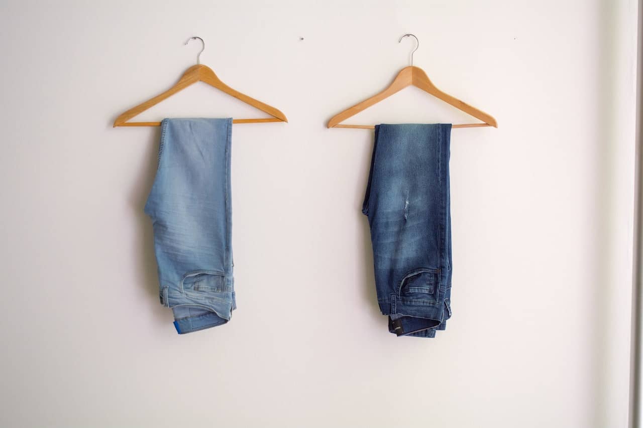 Męskie skinny jeans – kto może je nosić?